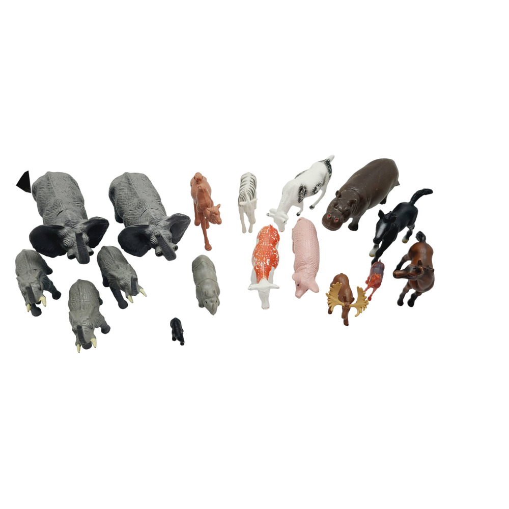 Plastic Animals Lot - Picture 8 of 8